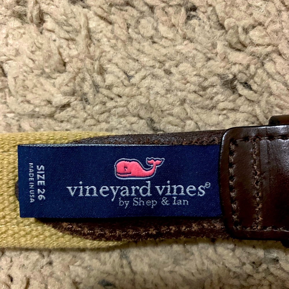 Vineyard Vines belt